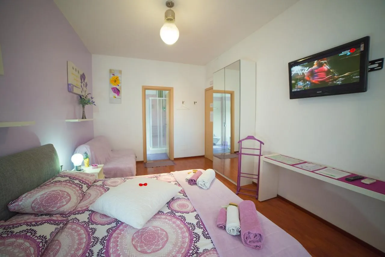 Green Line Bed & Breakfast Rome 0*,  Italy